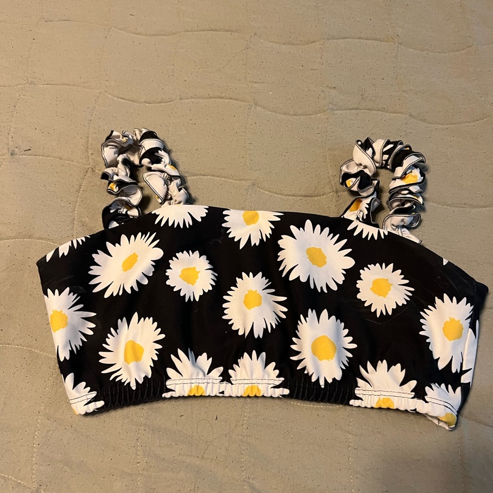 Daisy Print Ruffled Strap Bralette- Black, White & Yellow